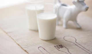 宝宝多大可以喝酸奶和纯牛奶 宝宝喝奶的最佳时间